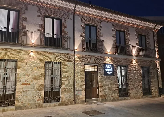 Turisticos Puerta De Leales 1-2 Ávila